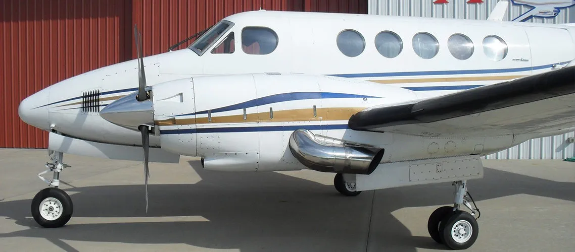 1976-beechcraft-king-air-b100-slide-2.jpg