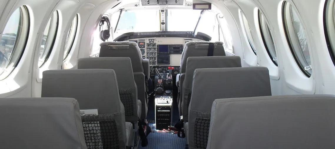 1976-beechcraft-king-air-b100-slide-5.jpg