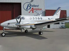 /wp-content/uploads/2022/05/1976-beechcraft-king-air-b100-thumb.jpgAlt