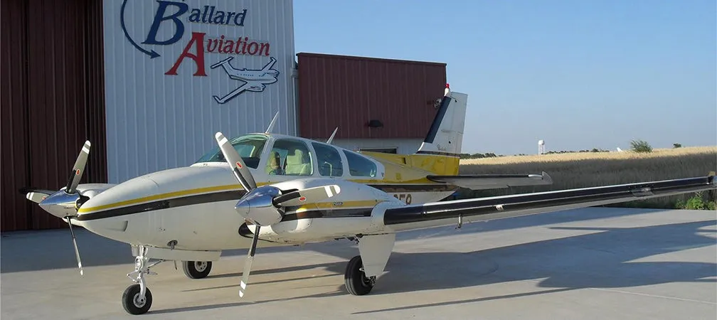 1980-beechcraft-b55-baron-2-slide-1.jpg