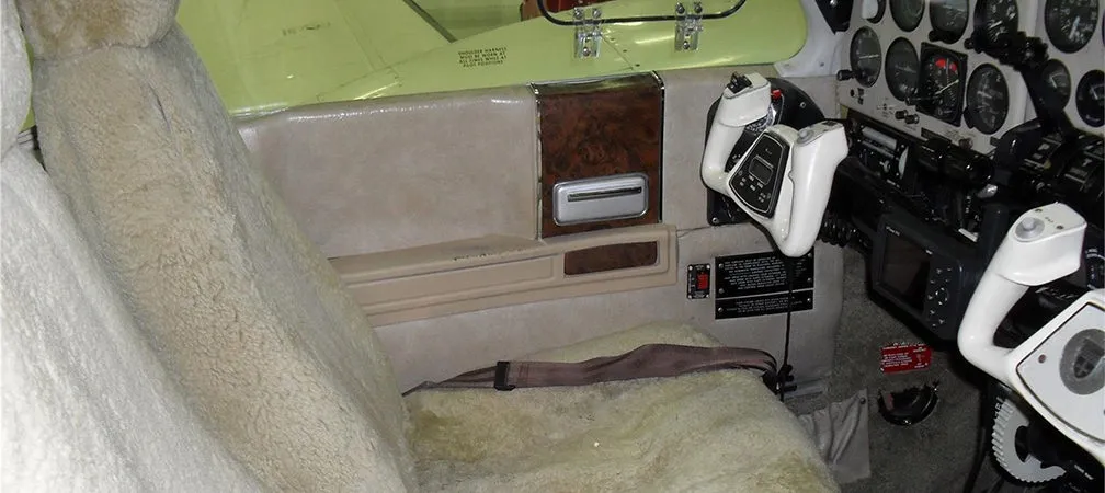 1980-beechcraft-b55-baron-2-slide-5.jpg