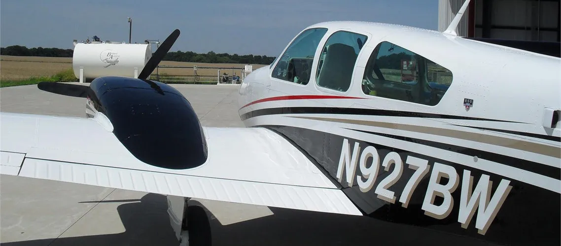 1980-beechcraft-b55-baron-slide-5.jpg
