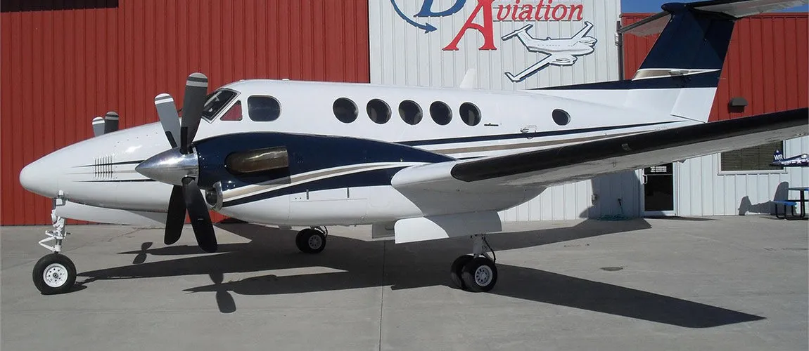 1980-beechcraft-king-air-200-slide-1.jpg