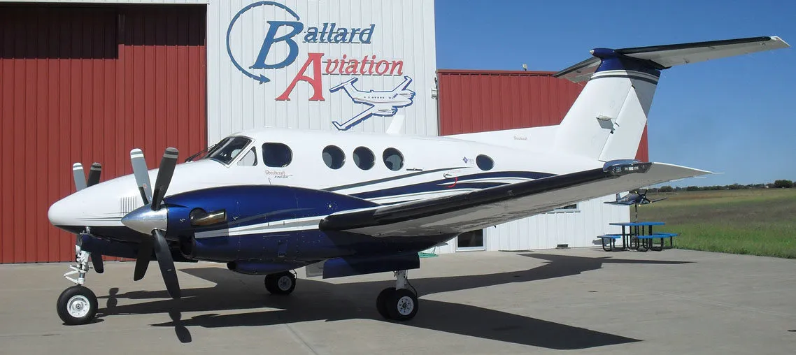 1980-beechcraft-king-air-f90-slide-1.jpg