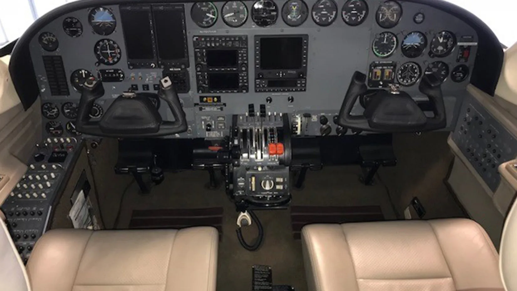 1981-cessna-c-421c-golden-eagle-slide-2.jpg