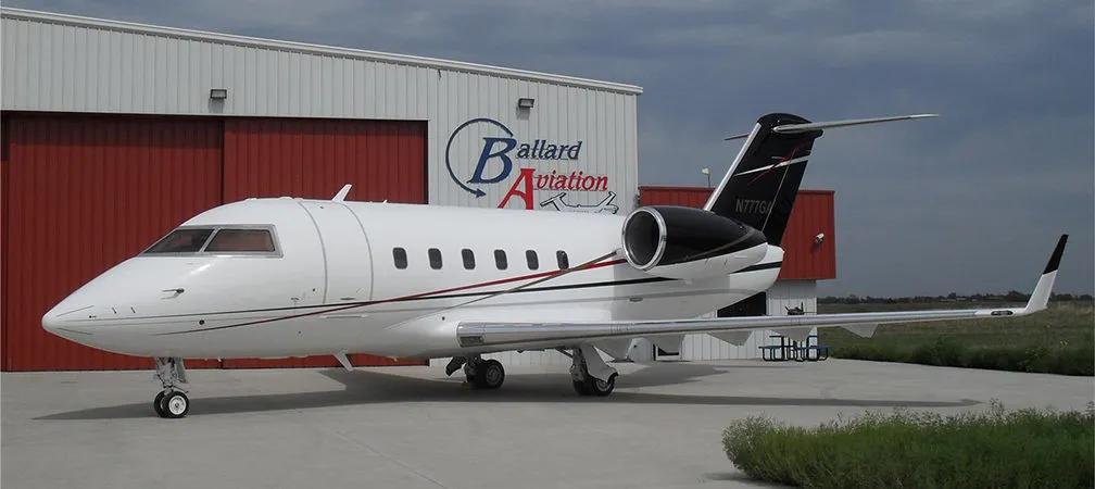 1982-bombardier-challenger-600-slide-1.jpg