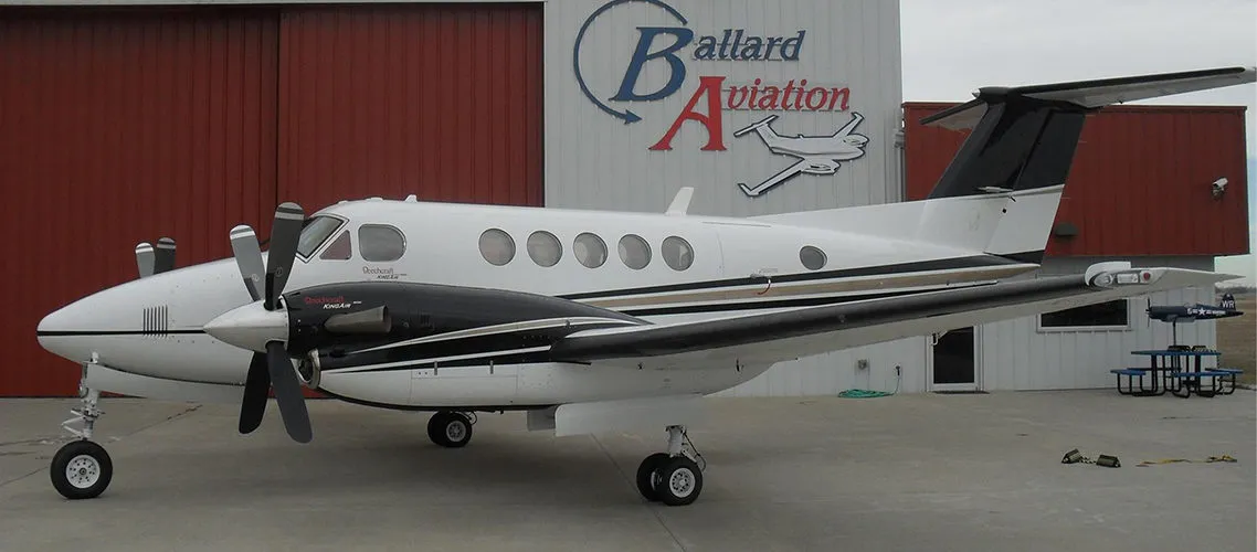 1985-beechcraft-king-air-b200-slide-1.jpg