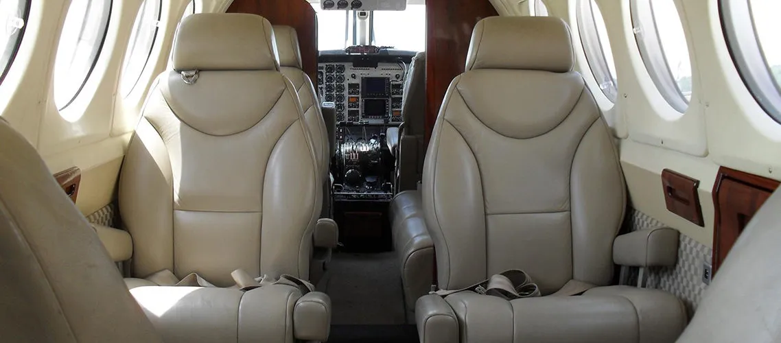 1985-beechcraft-king-air-b200-slide-2.jpg