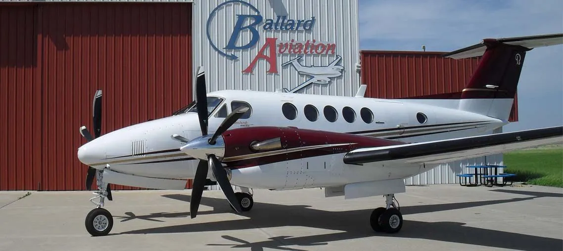 1987-beechcraft-king-air-300-1-slide-2.jpg