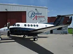 /wp-content/uploads/2022/05/1988-beechcraft-king-air-300-1-thumb.jpgAlt