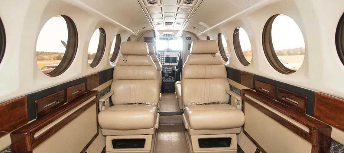 1988-beechcraft-king-air-300-2-slide-5.jpg