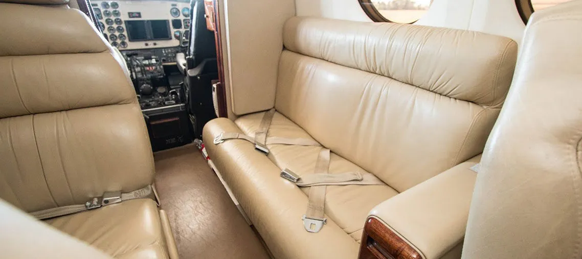 1988-beechcraft-king-air-300-2-slide-7.jpg