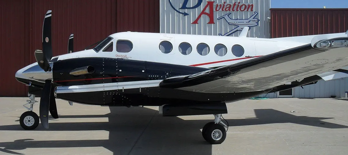 1989-beechcraft-king-air-300-1-slide-2.jpg