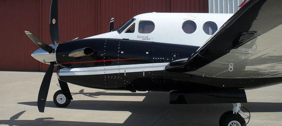 1989-beechcraft-king-air-300-1-slide-3.jpg