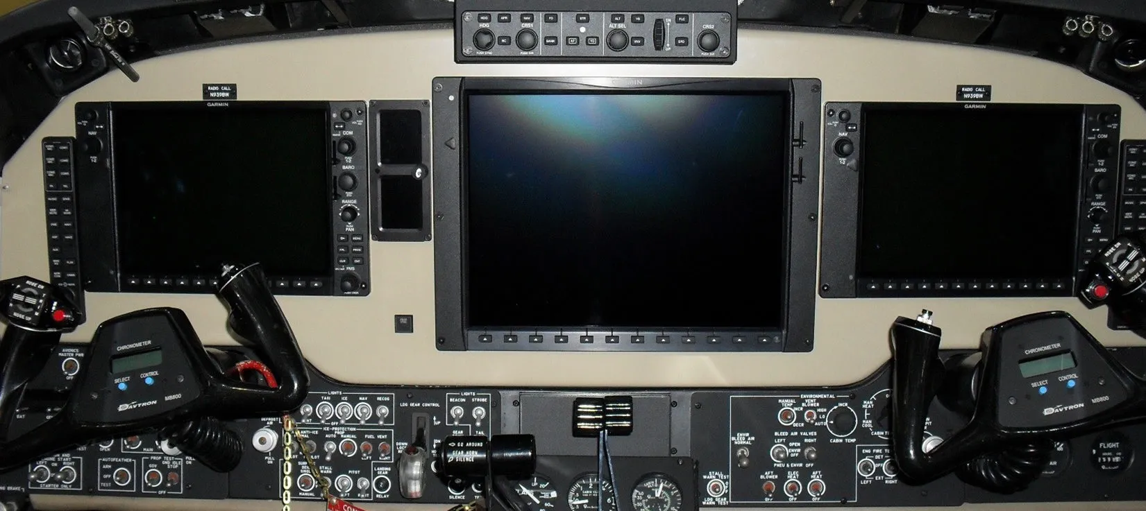 1989-beechcraft-king-air-300-2-slide-2.jpg