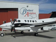 /wp-content/uploads/2022/05/1989-beechcraft-king-air-300-2-thumb.jpgAlt