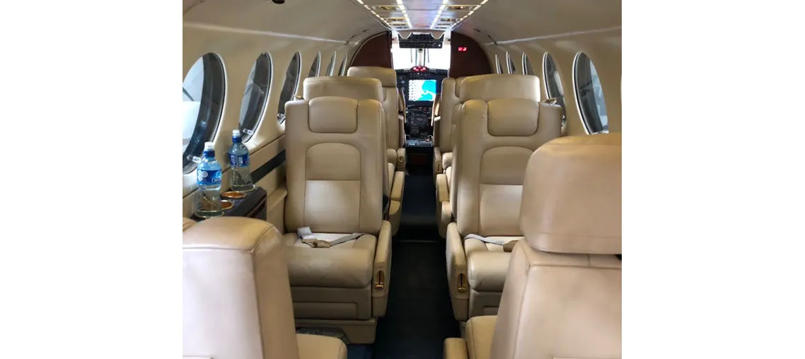 1991-beechcraft-king-air-350c-slide-3.jpg