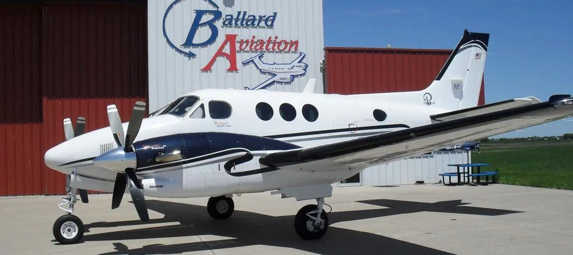 1995-beechcraft-king-air-c90b-slide-1.jpg