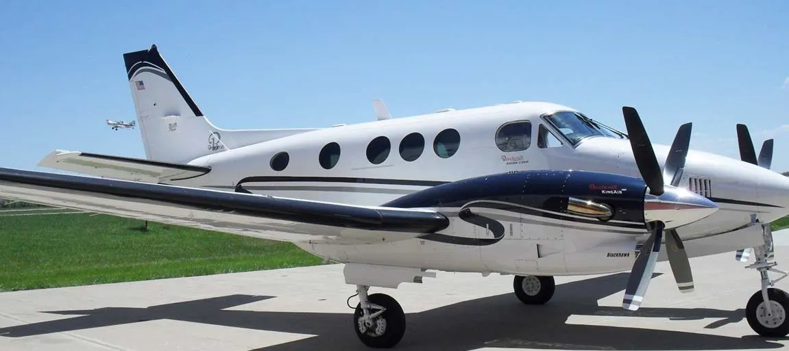 1995-beechcraft-king-air-c90b-slide-2.jpg
