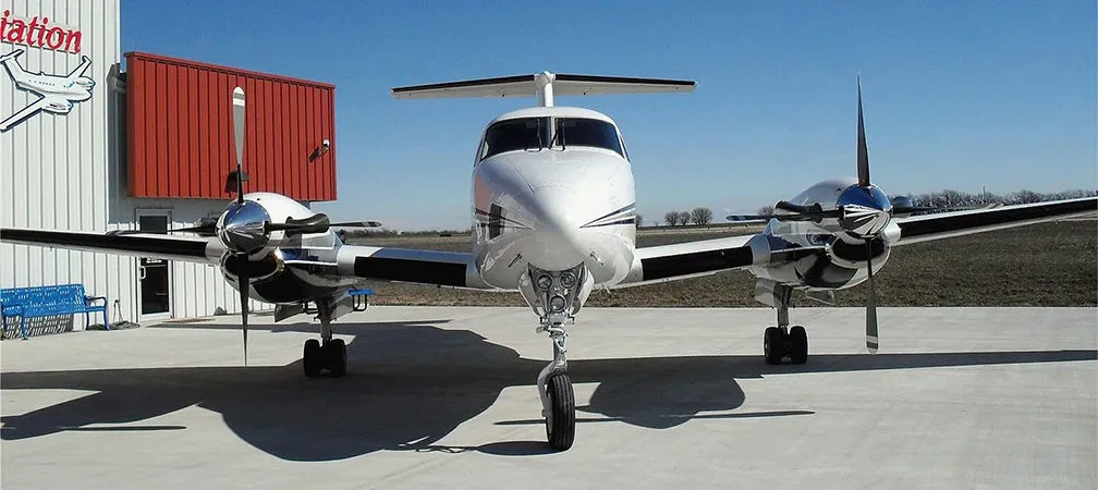 1996-beechcraft-king-air-b200-slide-1.jpg
