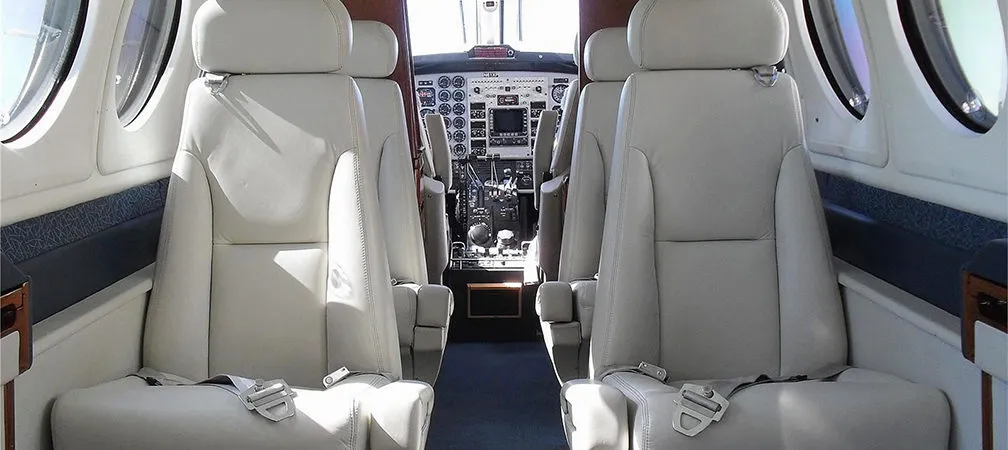 1996-beechcraft-king-air-b200-slide-8.jpg
