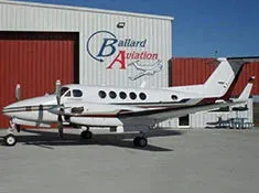 /wp-content/uploads/2022/05/1997-beechcraft-king-air-b200-4-thumb.jpgAlt