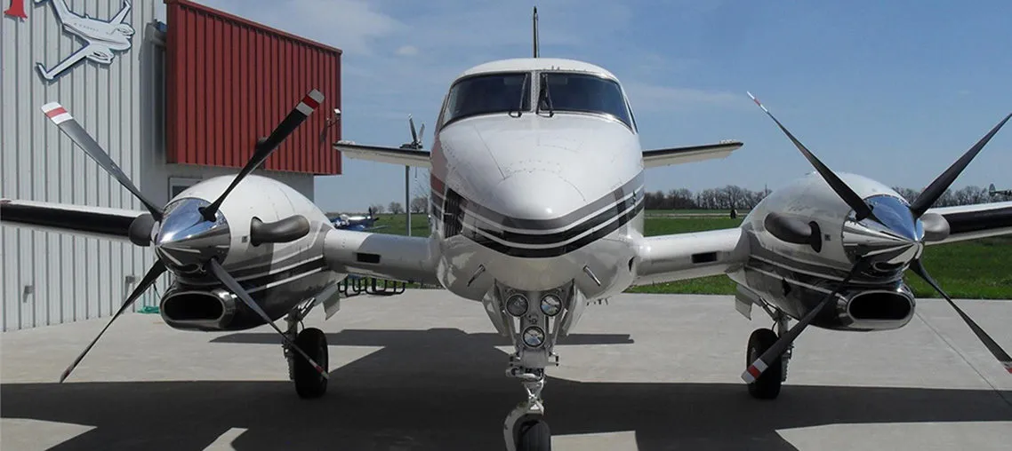 1997-beechcraft-king-air-c90b-3-slide-2.jpg