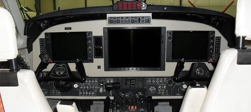 1998-beechcraft-king-air-b200-1-slide-4.jpg