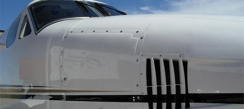 1998-beechcraft-king-air-b200-4-slide-2.jpg