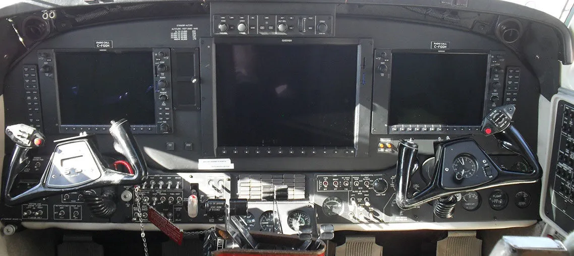 1998-beechcraft-king-air-b200-5-slide-4.jpg
