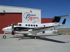 /wp-content/uploads/2022/05/1998-beechcraft-king-air-b200-5-thumb.jpgAlt