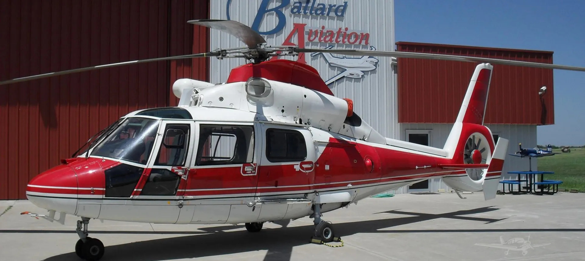 1998-eurocopter-as-365n2-slide-1.jpg