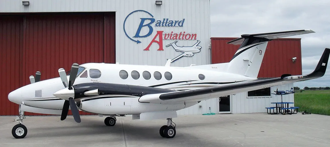 1999-beechcraft-king-air-b200-3-slide-1.jpg