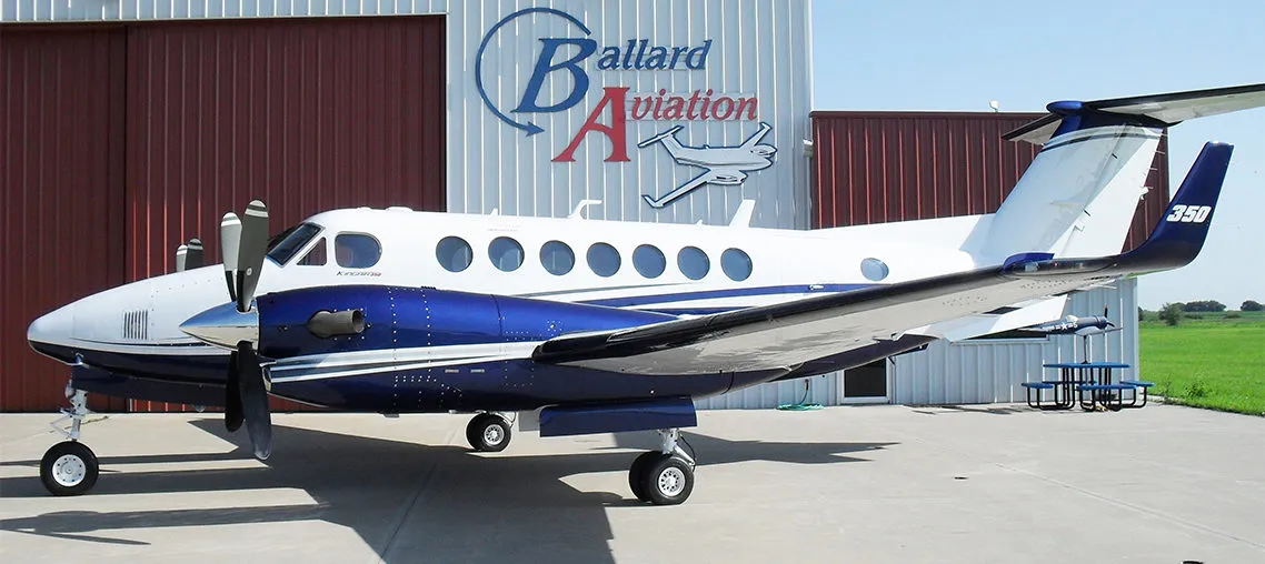 2000-beechcraft-king-air-350-slide-1.jpg