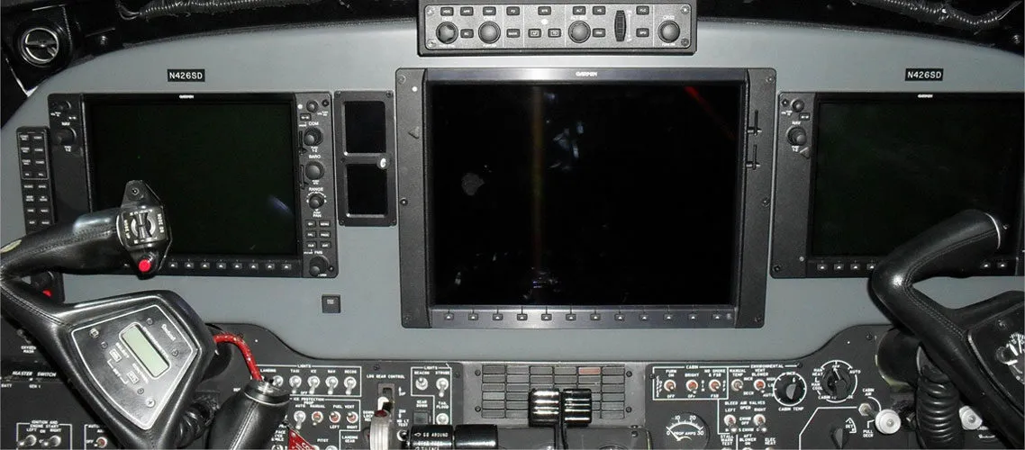 2001-beechcraft-king-air-b200c-slide-2.jpg