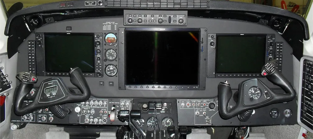 2001-beechcraft-king-air-c90b-2-slide-5.jpg