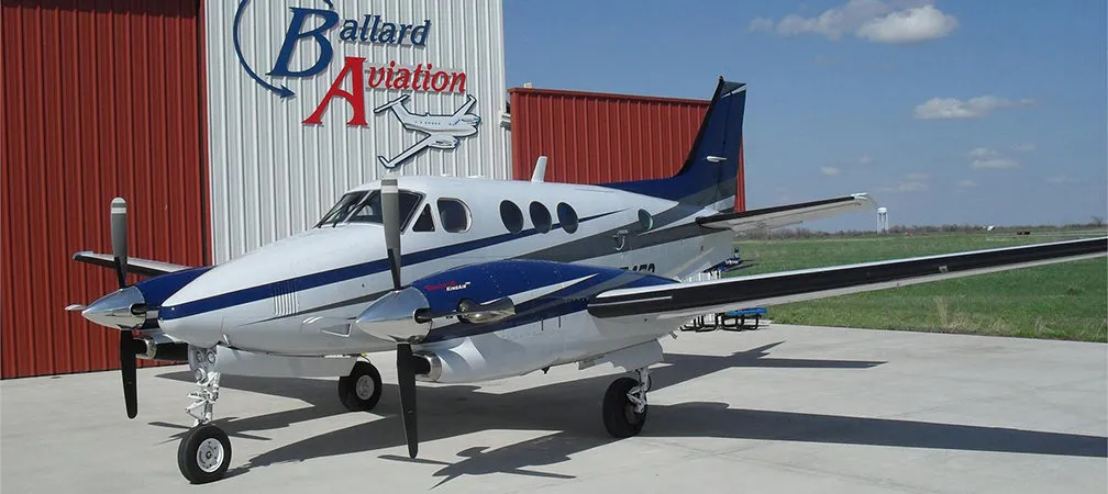 2002-beechcraft-king-air-c90b-slide-5.jpg