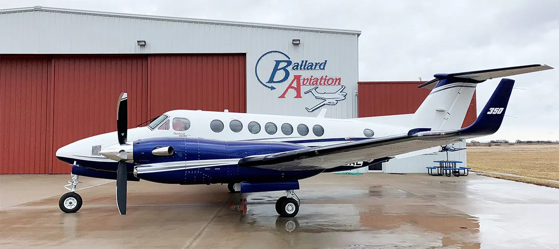 2003-beechcraft-king-air-350-1-slide-1.jpg