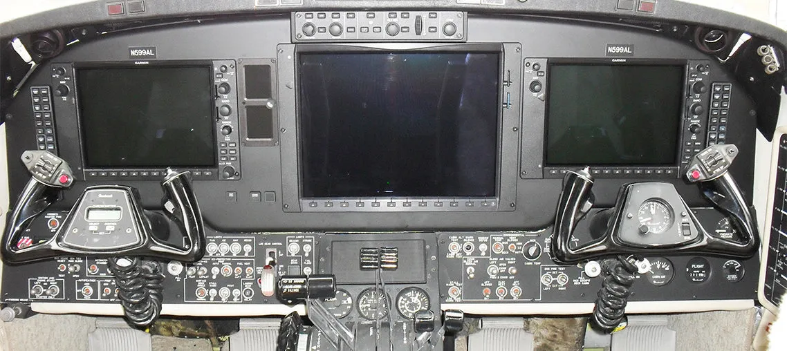 2003-beechcraft-king-air-350-1-slide-3.jpg
