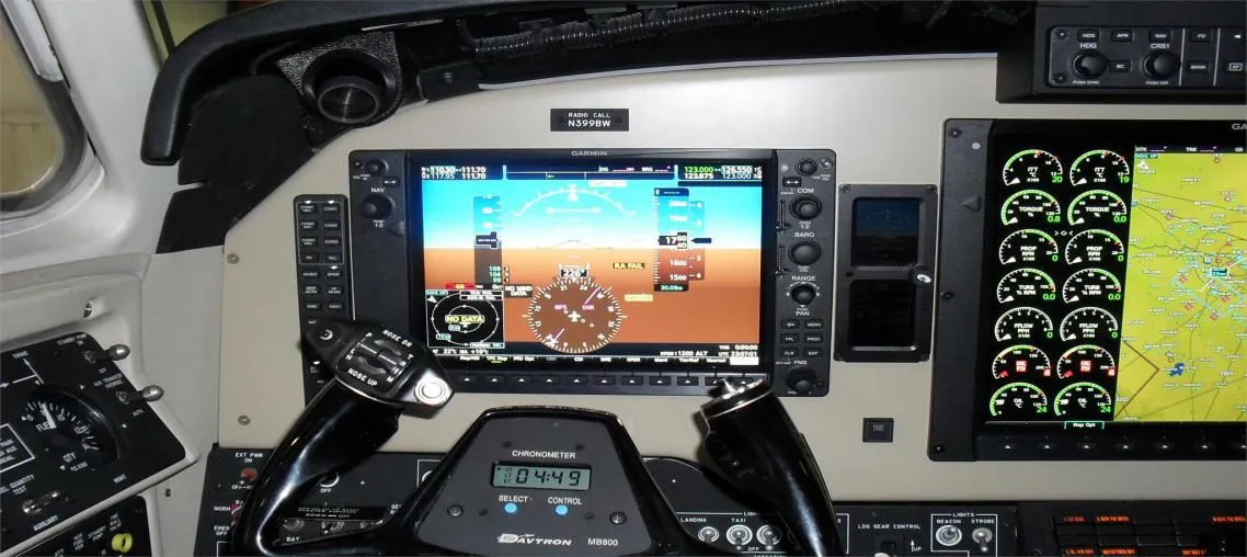 2003-beechcraft-king-air-350-2-slide-3.jpg