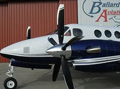 /wp-content/uploads/2022/05/2004-BEECHCRAFT-KING-AIR-350-1-thumb.jpgAlt