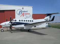 /wp-content/uploads/2022/05/2005-BEECHCRAFT-KING-AIR-350-thumb-e1652380010152.jpgAlt