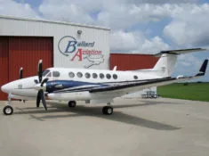 /wp-content/uploads/2022/05/2013-BEECHCRAFT-KING-AIR-350i-thumb-e1652370706457.jpgAlt