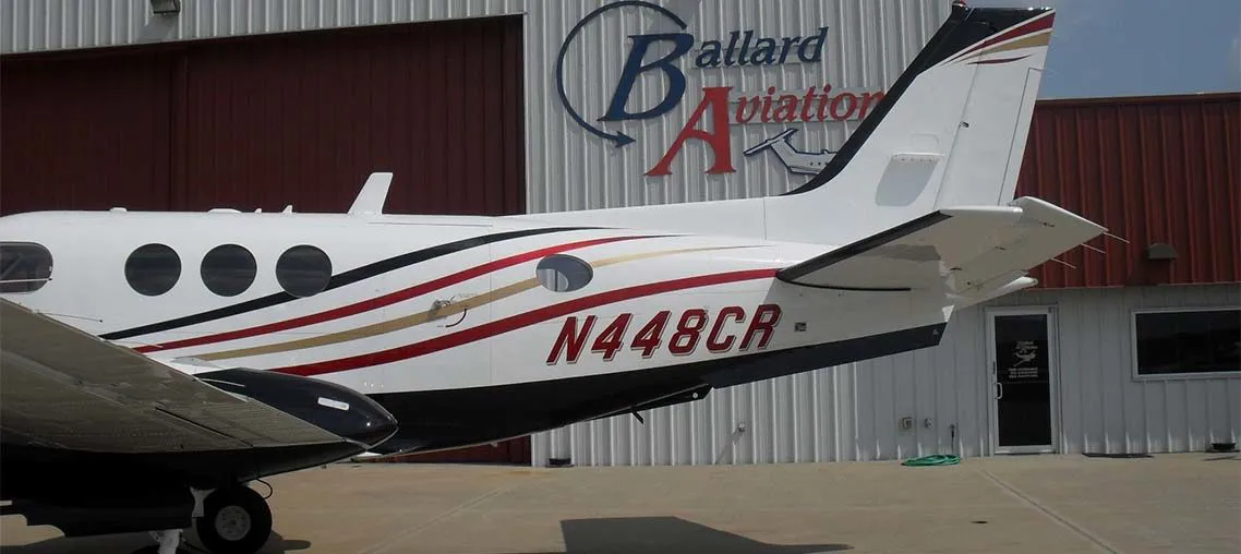 2013-beechcraft-king-air-c90gtx-slide-3.jpg