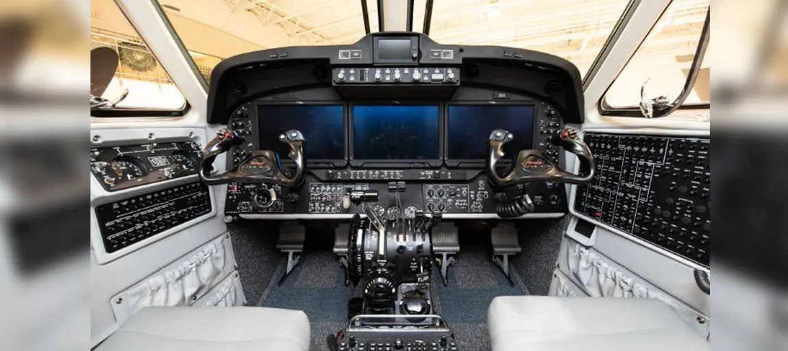2018_beechcraft_king_air_350er-n1167a-fl-1167-slide-2.jpg